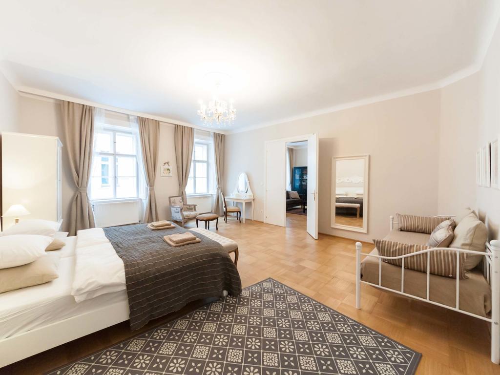 Elegant Vienna Apartment Ruang foto