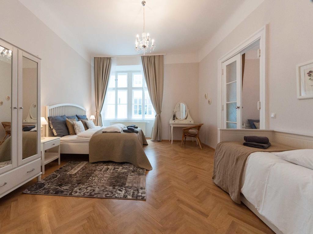 Elegant Vienna Apartment Bagian luar foto