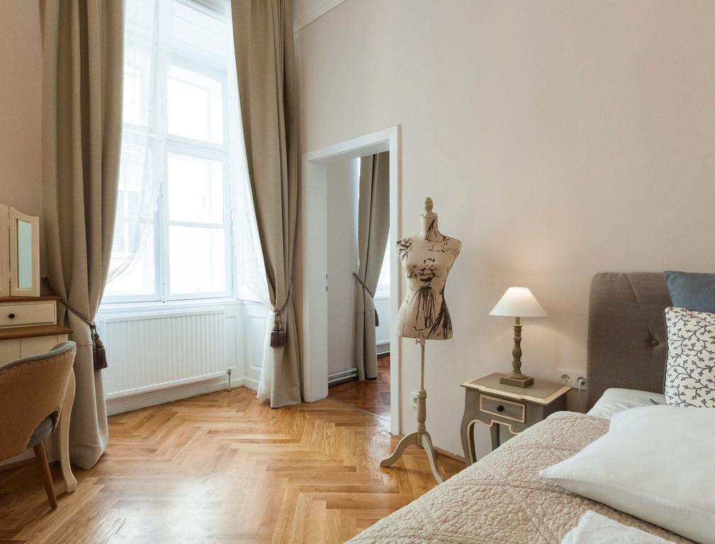 Elegant Vienna Apartment Bagian luar foto