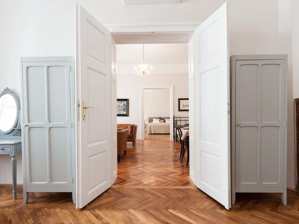 Elegant Vienna Apartment Bagian luar foto