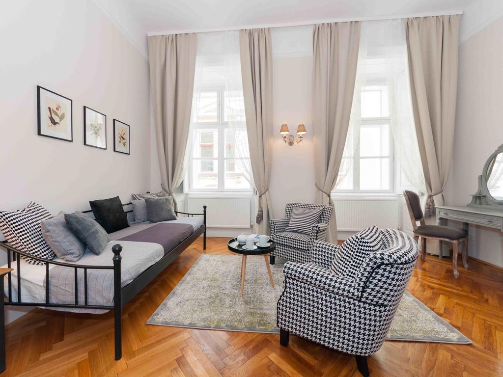 Elegant Vienna Apartment Bagian luar foto