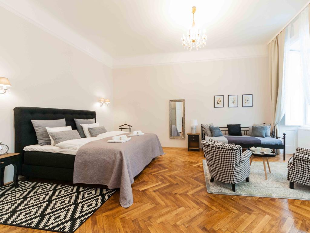 Elegant Vienna Apartment Bagian luar foto