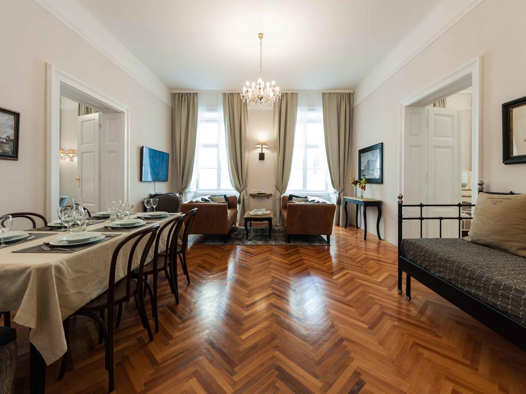 Elegant Vienna Apartment Bagian luar foto