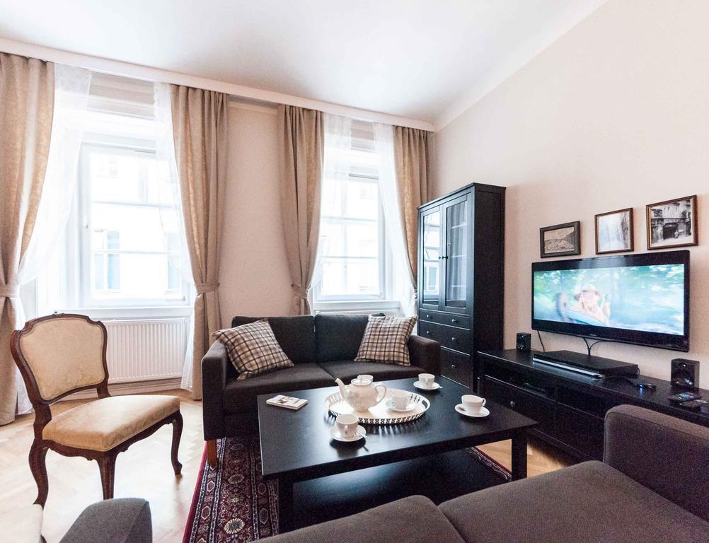 Elegant Vienna Apartment Bagian luar foto